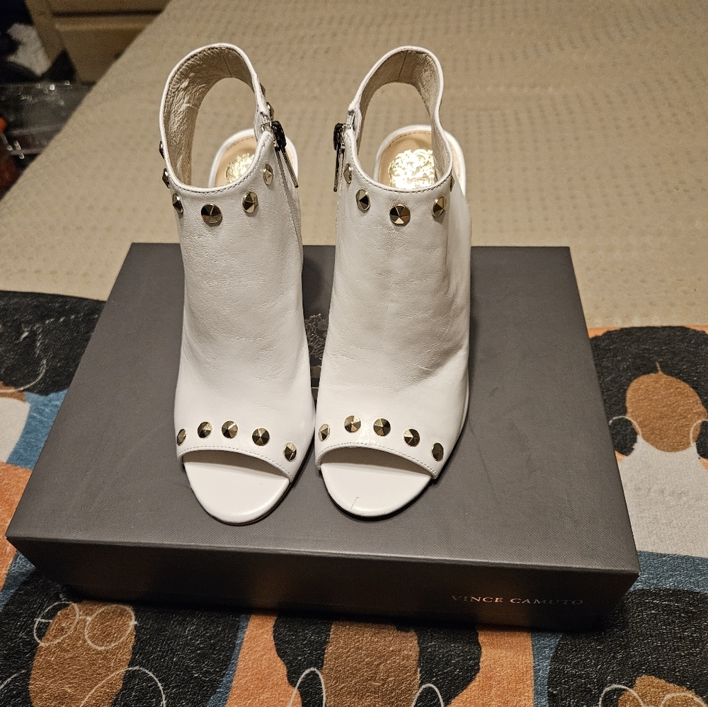 **NWOT**Vince Camuto - Picture 3 of 5